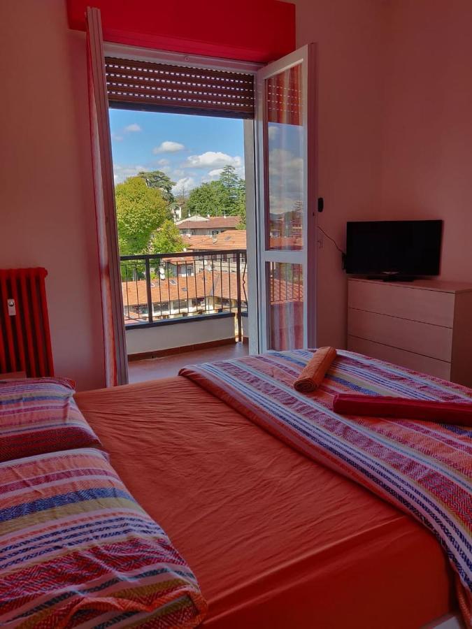 Helloguesthouse Olgiate Comasco Екстер'єр фото